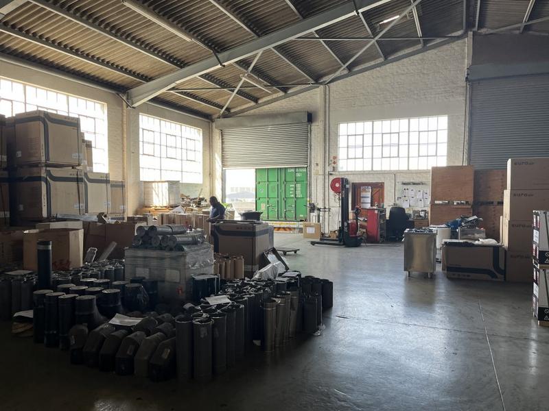 To Let commercial Property for Rent in Paarden Eiland Western Cape